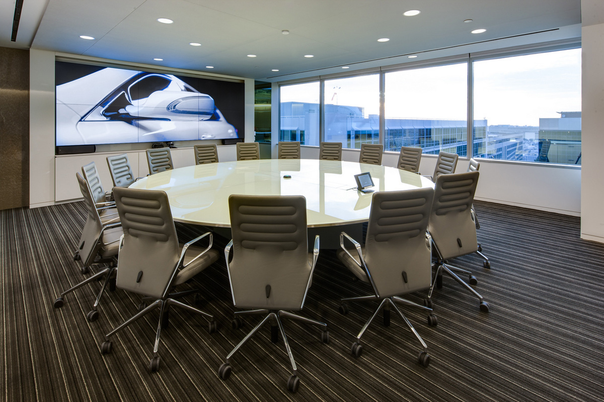 DIRECTV's El Segundo Headquarters Office Snapshots