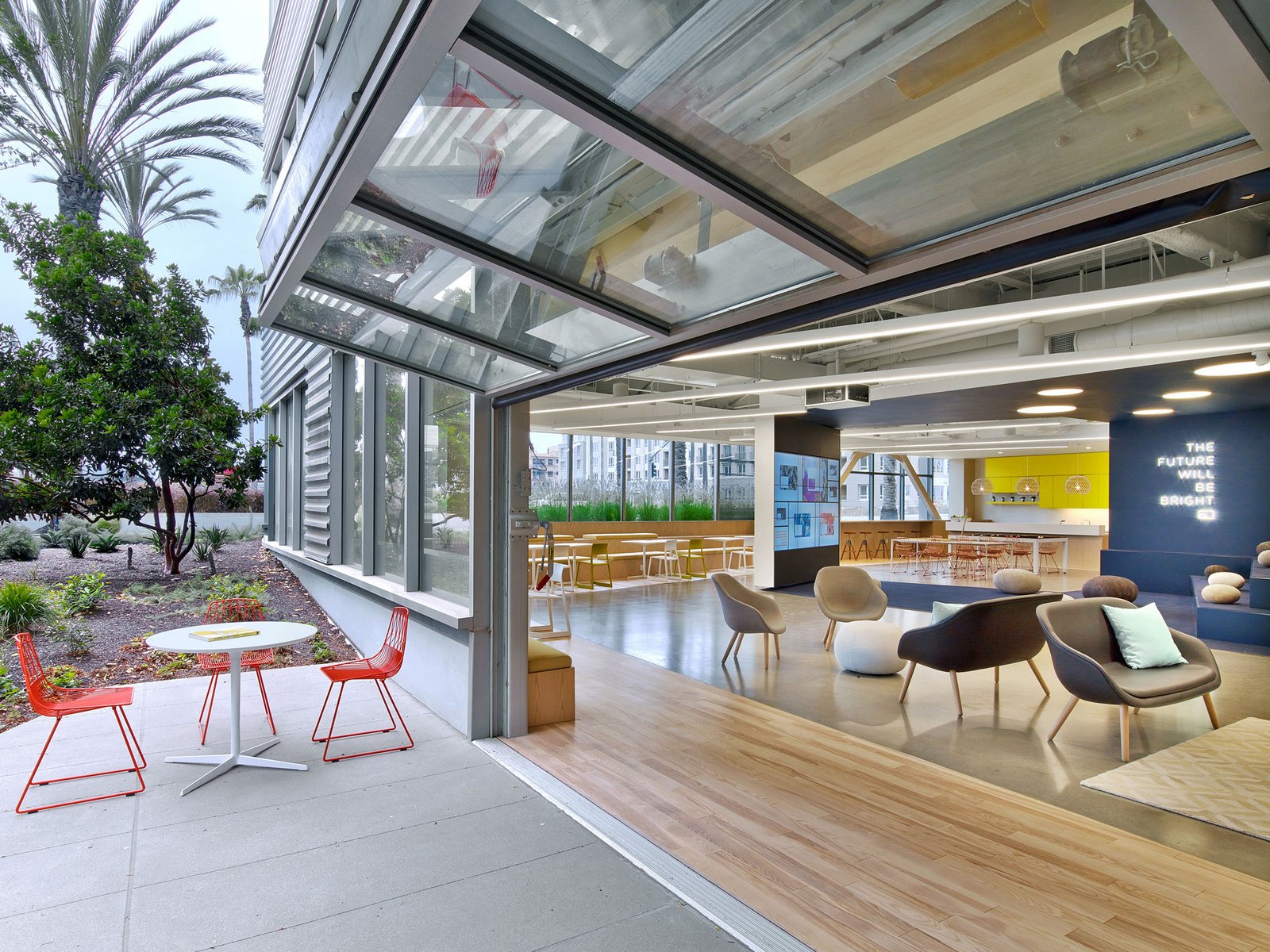 Fullscreen Offices Los Angeles Office Snapshots