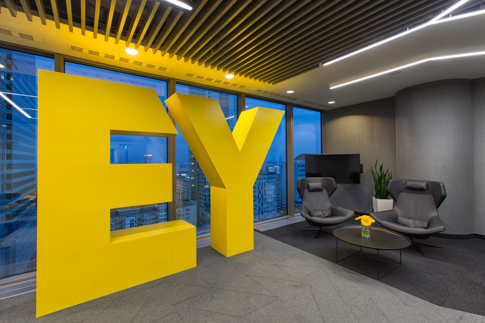 EY Offices Warsaw Office Snapshots