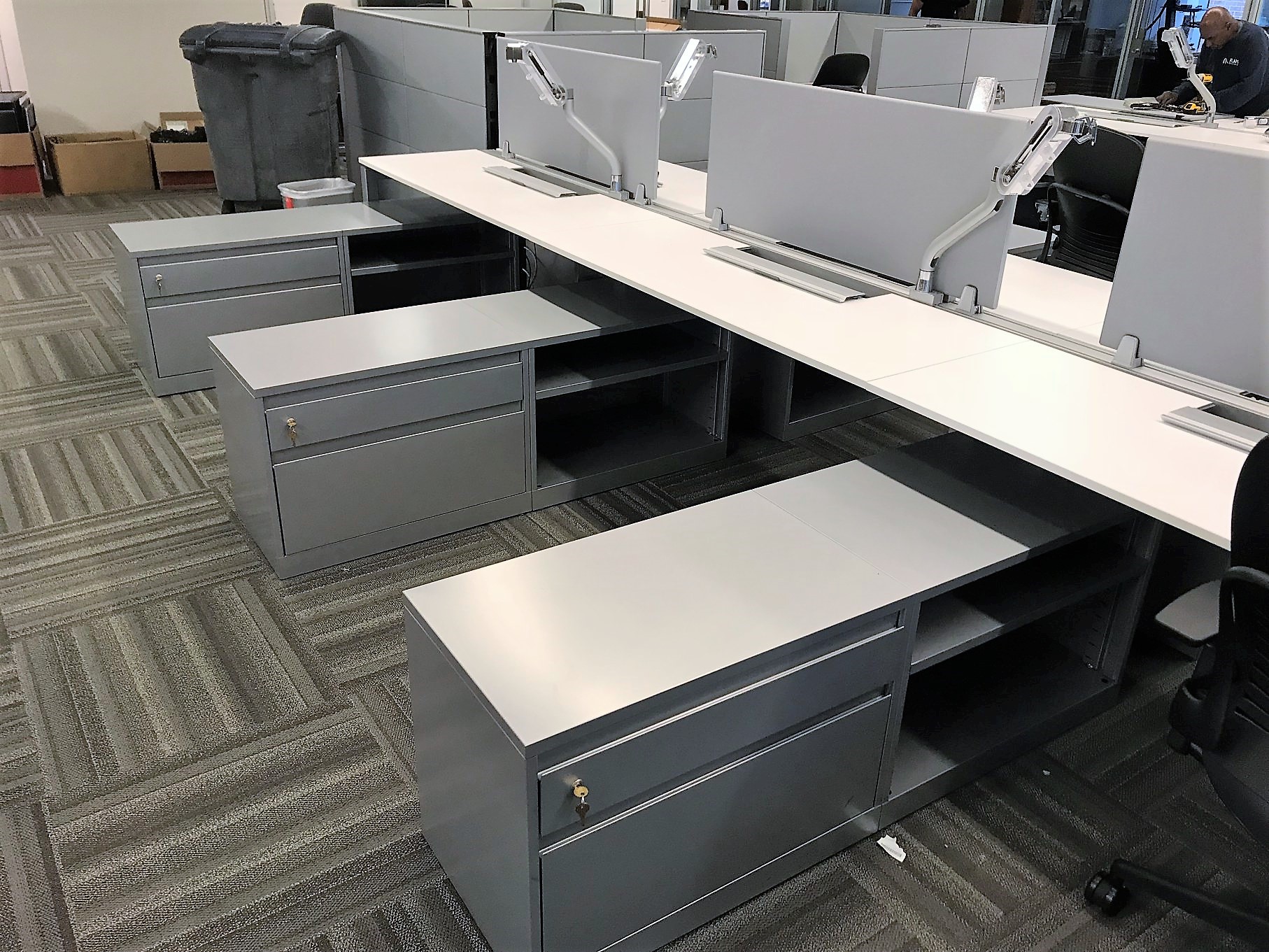 188 Steelcase FrameOne Benching Workstations with Mobile Privacy Divider Office Solutions Inc