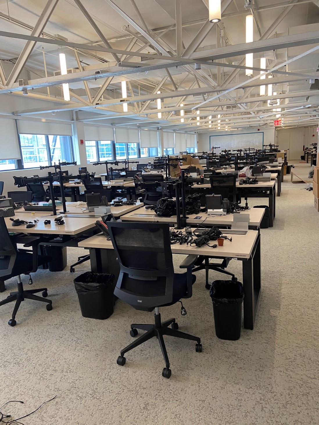 478 Matching Knoll Sit/Stand Desks Office Solutions Inc