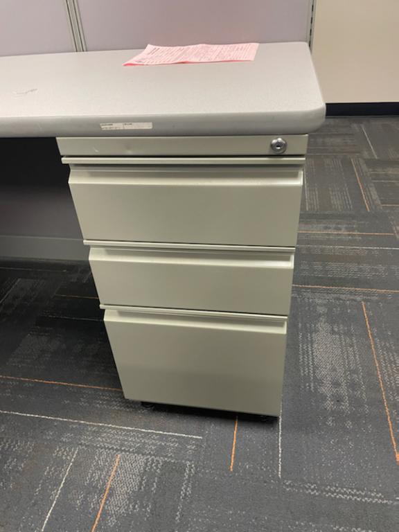 500 Haworth Unigroup Workstations Office Solutions Inc