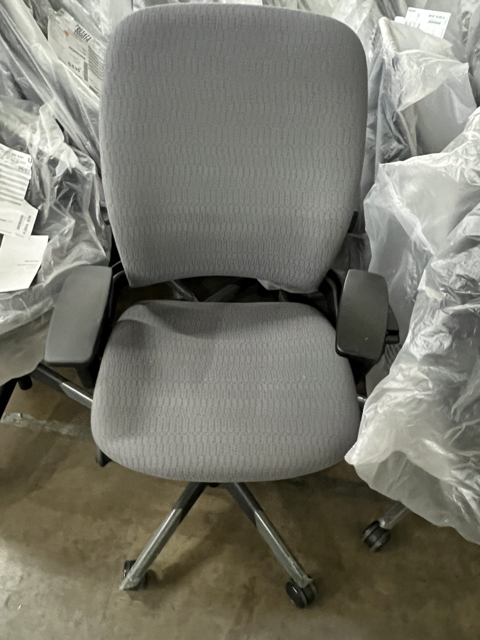 565 Steelcase Leap Chairs Office Solutions Inc