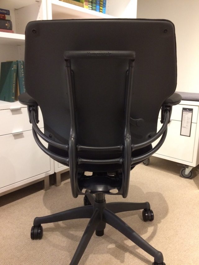 The Humanscale Freedom Chair, reviewed Office Thrones