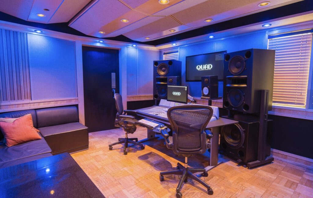 16 Best NYC Recording Studios in 2024 (Ranked & Rated)
