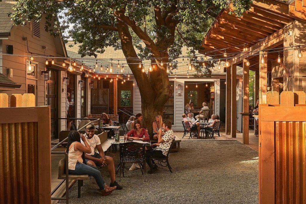 15 Of The Most Beautifully Designed Restaurants in Charlotte Secret