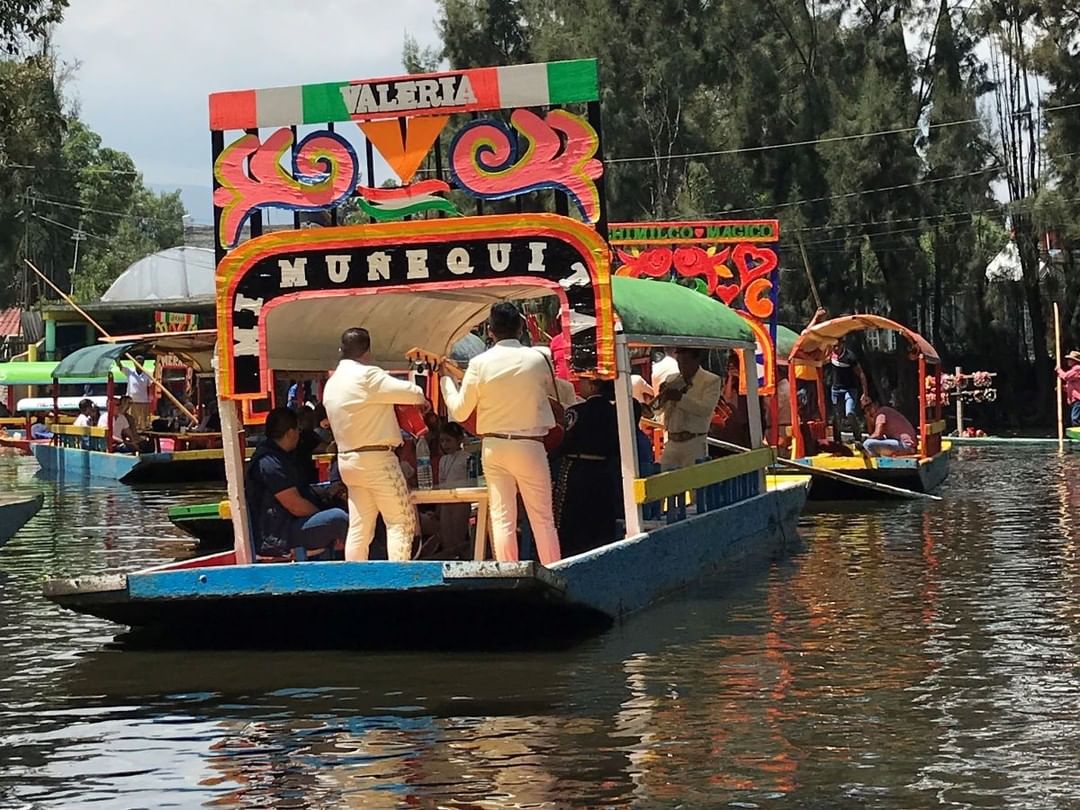 Drink Endless Margaritas On This Buffalo Bayou Booze Cruise This Month