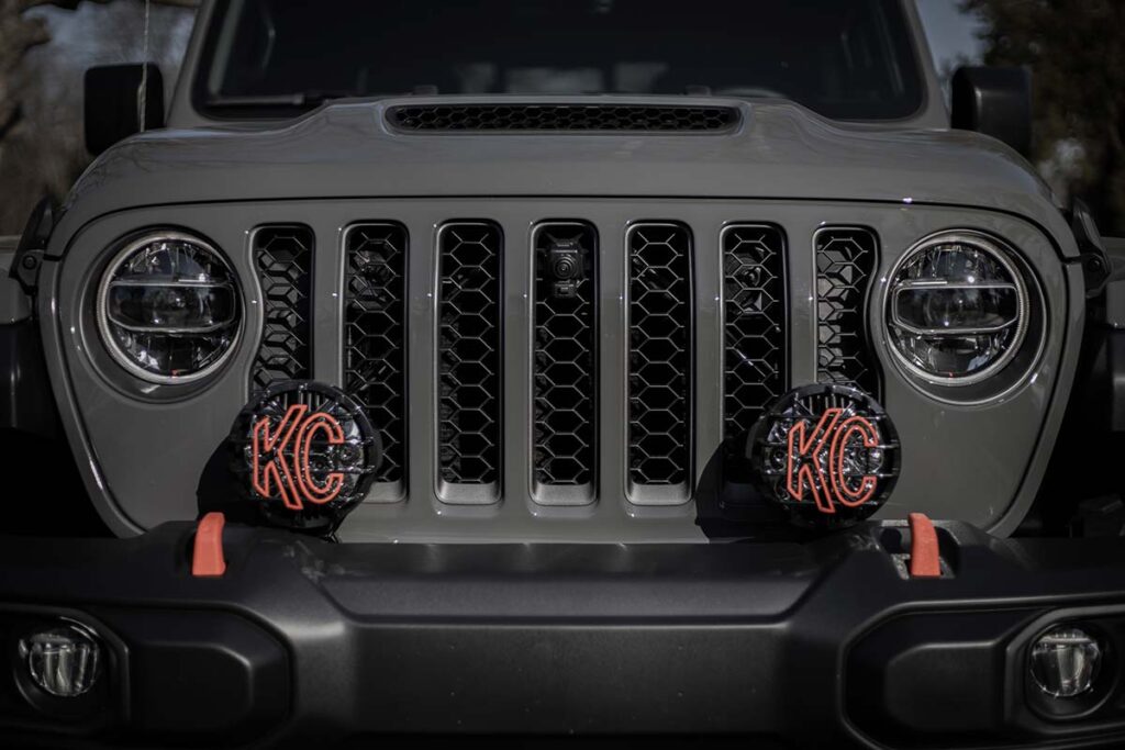 Jeep Gladiator Lifted (Guide, Cost, Lift Kits) OffRoading Pro