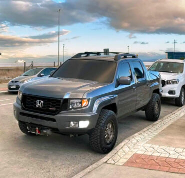 Honda CRV Off Road Build on 34 Inch Tires and 7.5" Lift