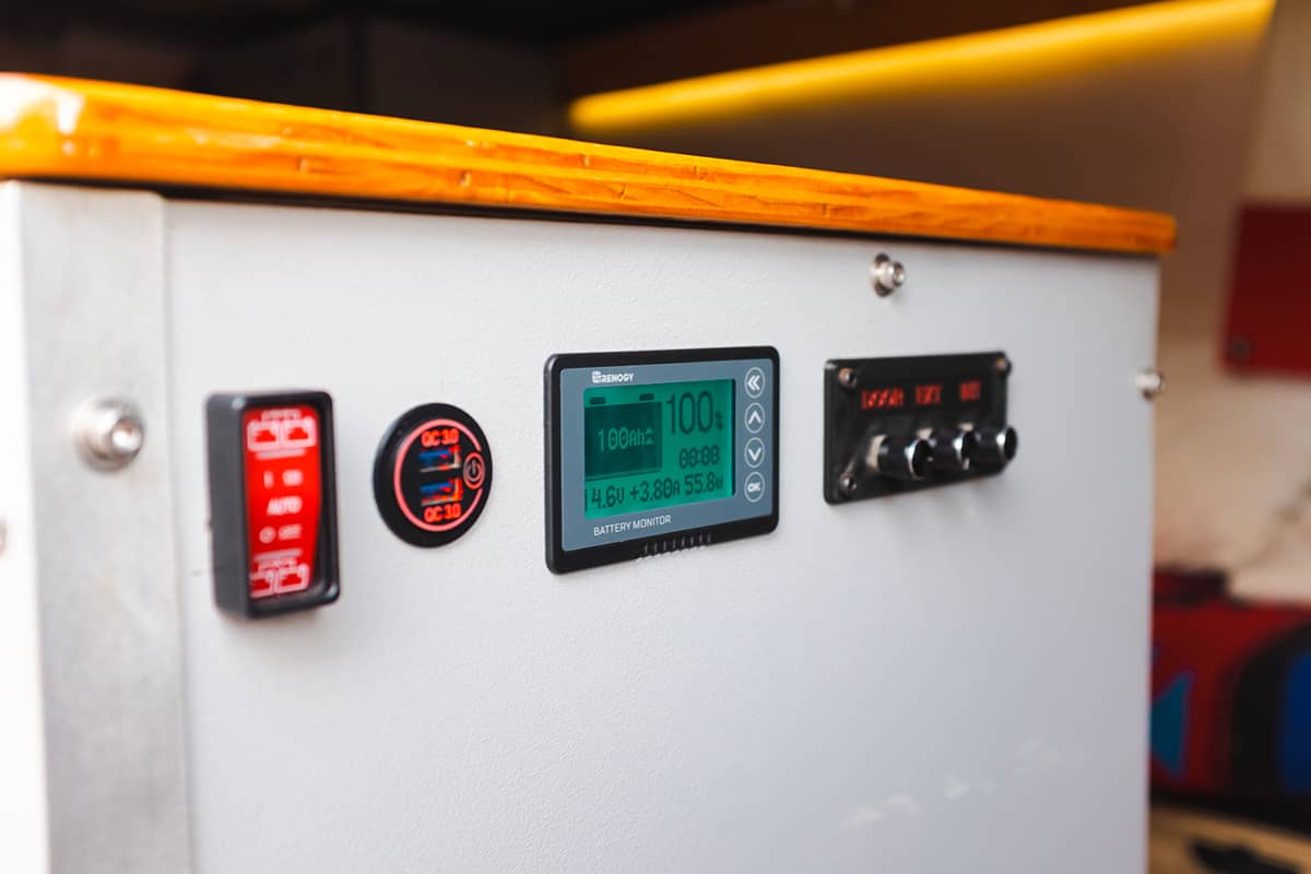 Ford E250 Overland Van Build with 4x4 Conversion & Lockers