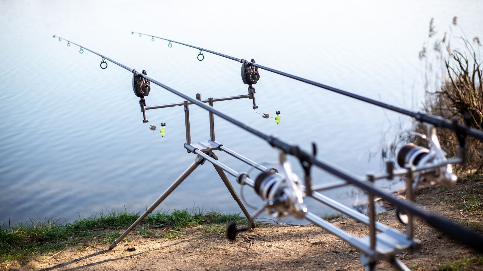 Top 10 Fishing Rod Holders for Your Next Fishing Trip - Offtgrid.com