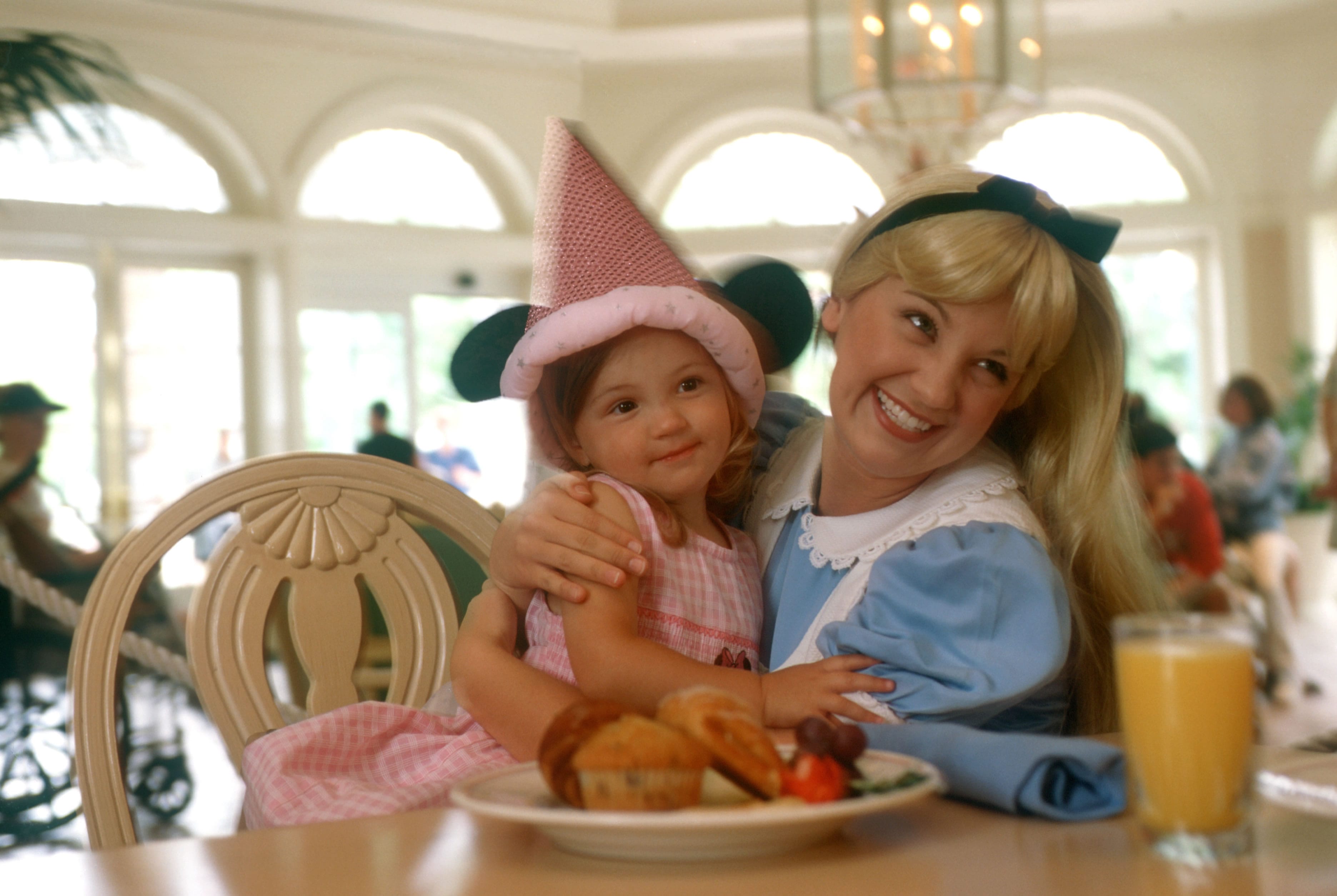Disney Visa Free Dining 2012 Available for Select Fall Dates Off to