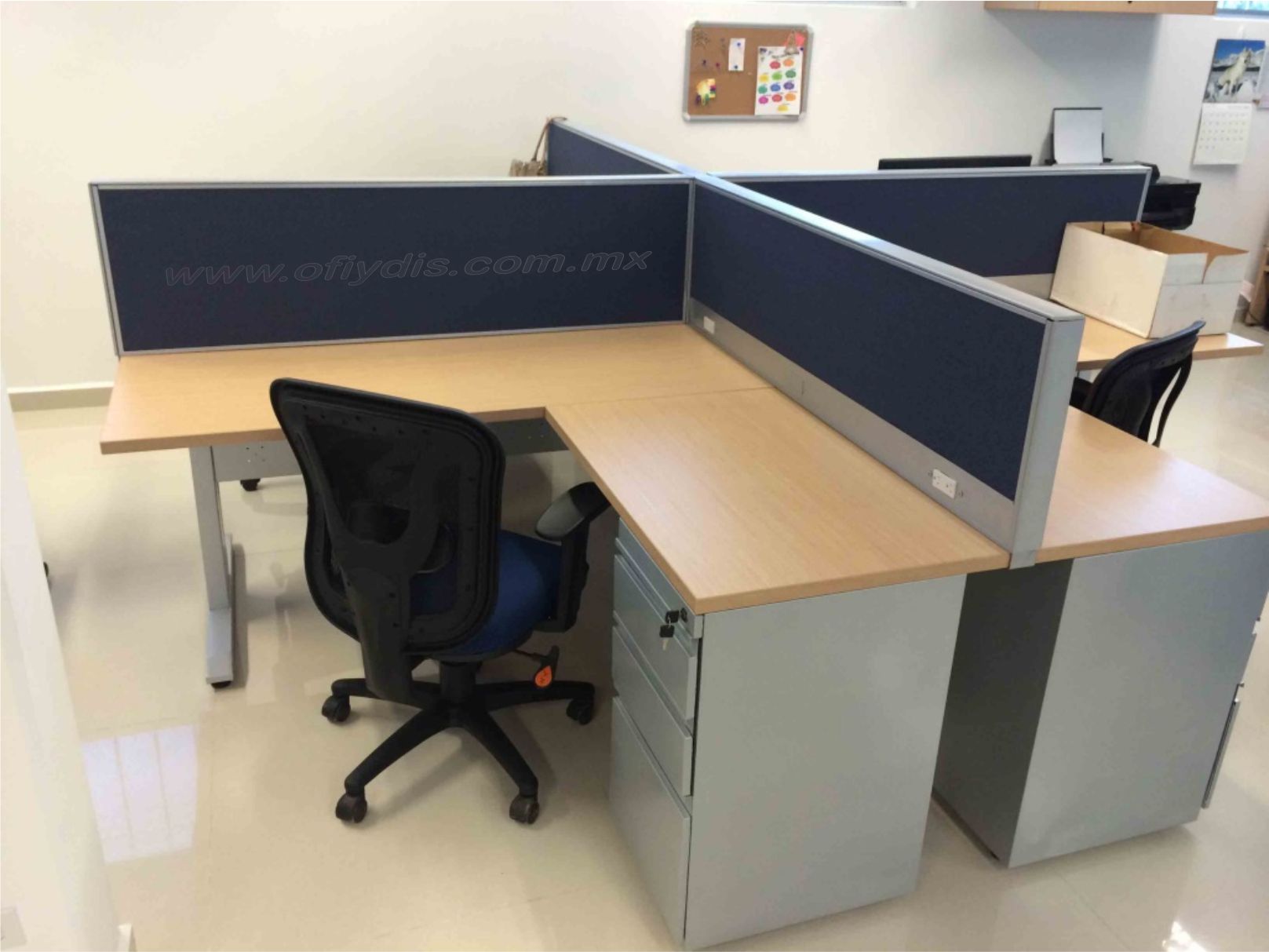 ISLA LEGATO PARA 4 PERSONAS OFIyDIS fabrica de Muebles de oficina