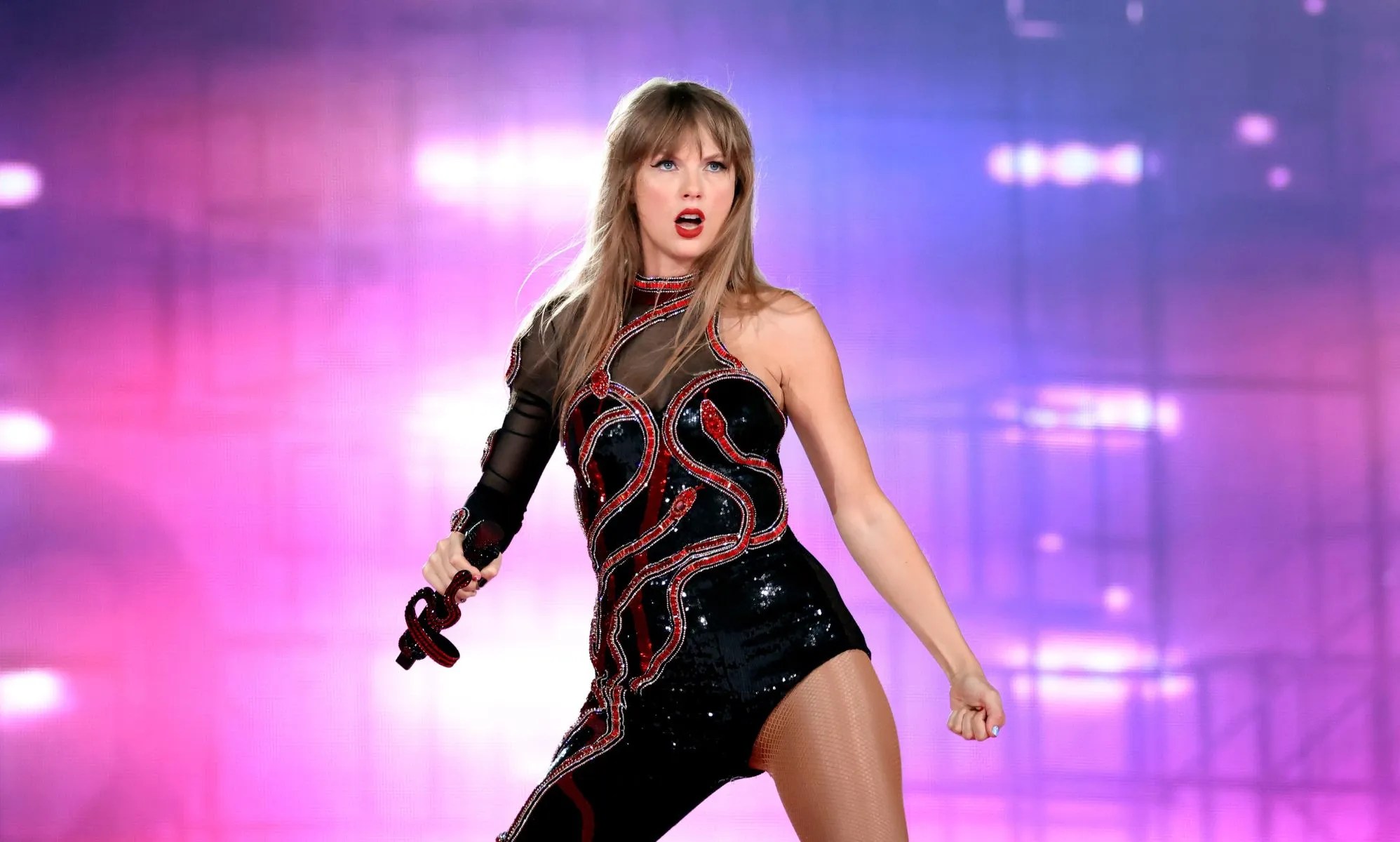 Eras Tour De Taylor Swift Se Torna A Turn Mais Lucrativa Da Histria