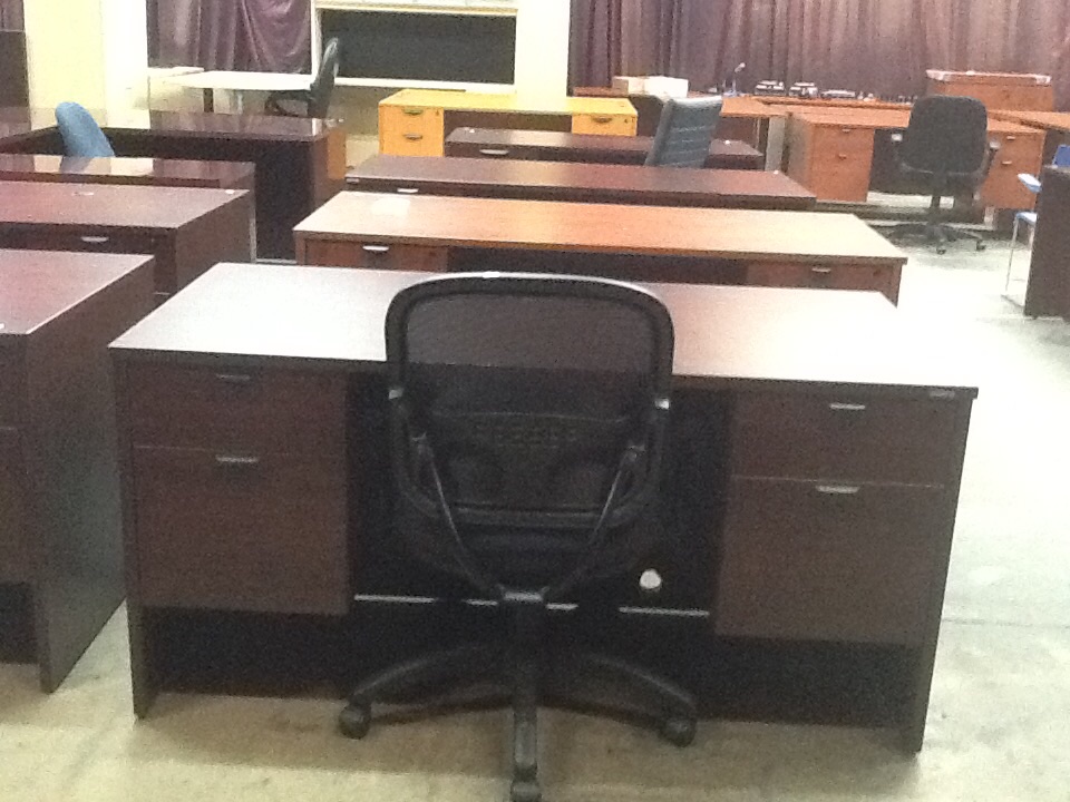 Used office furniture NJ, Discount used office furniture NJ, Used desks