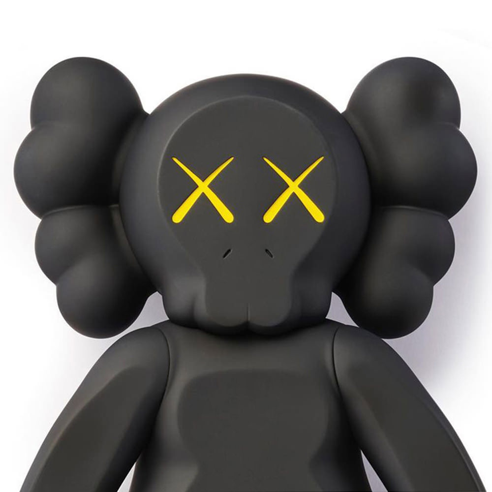 Kaws Companion 2020 Figure BlackKaws Companion 2020 Figure Black OFour