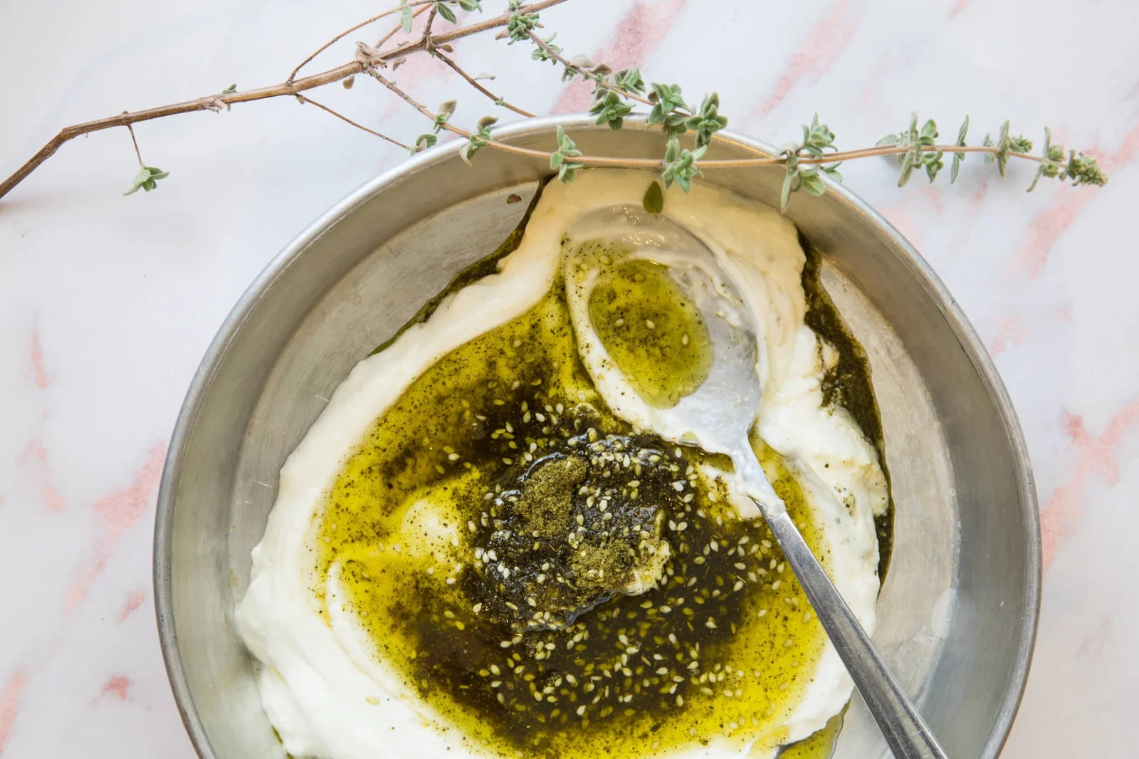 לאבנה טבעונית עופרי