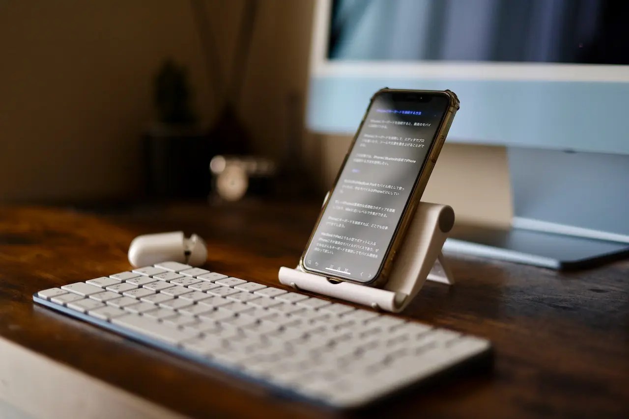 iPhoneにキーボードをBluetooth接続する方法！真のモバイル環境を手に入れろ