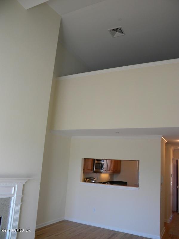 10 Old Greenwich Gables