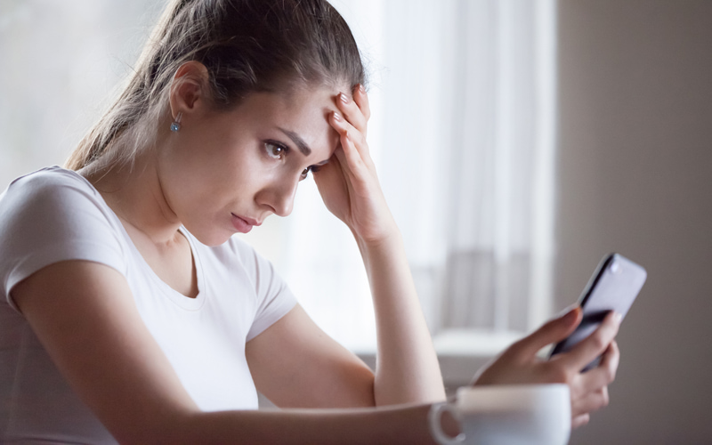 恋愛に依存している女性の特徴｜あなたは大丈夫？ 克服するための方法も解説！ Oggi.jp