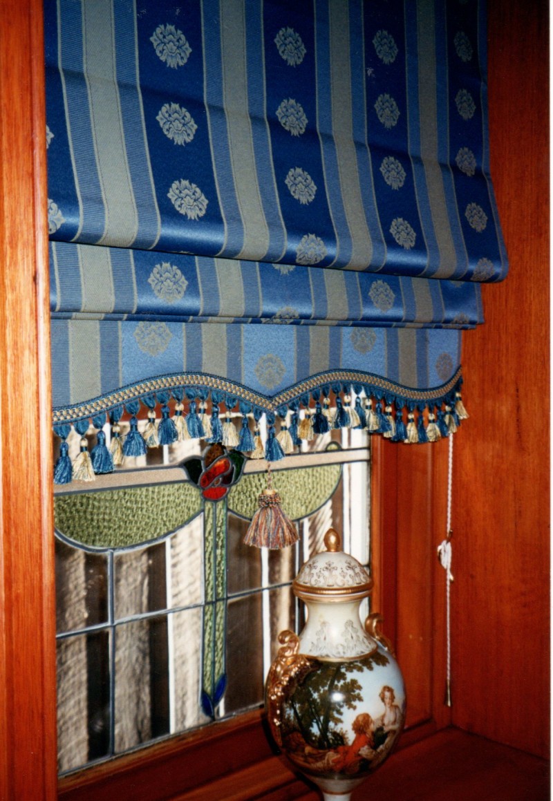 Fabric Roman Blind O'Gorman's