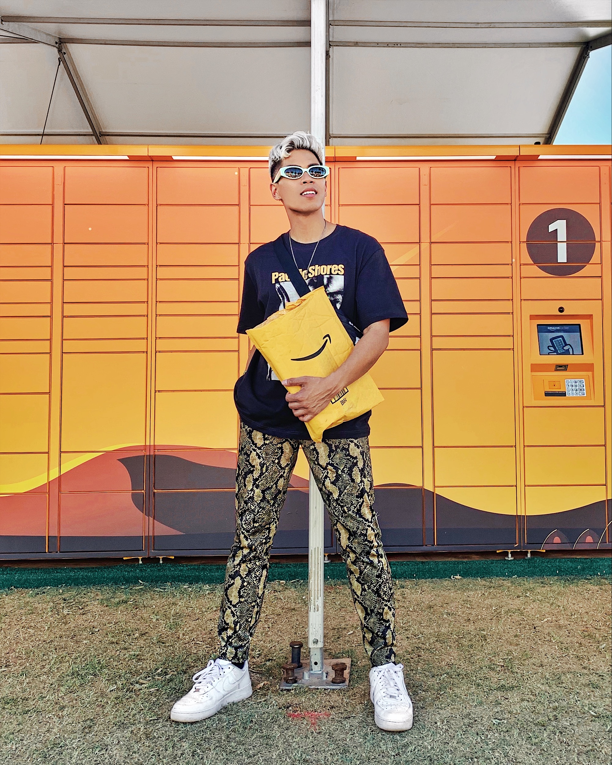 Amazon Lockers at Coachella oh_anthonio