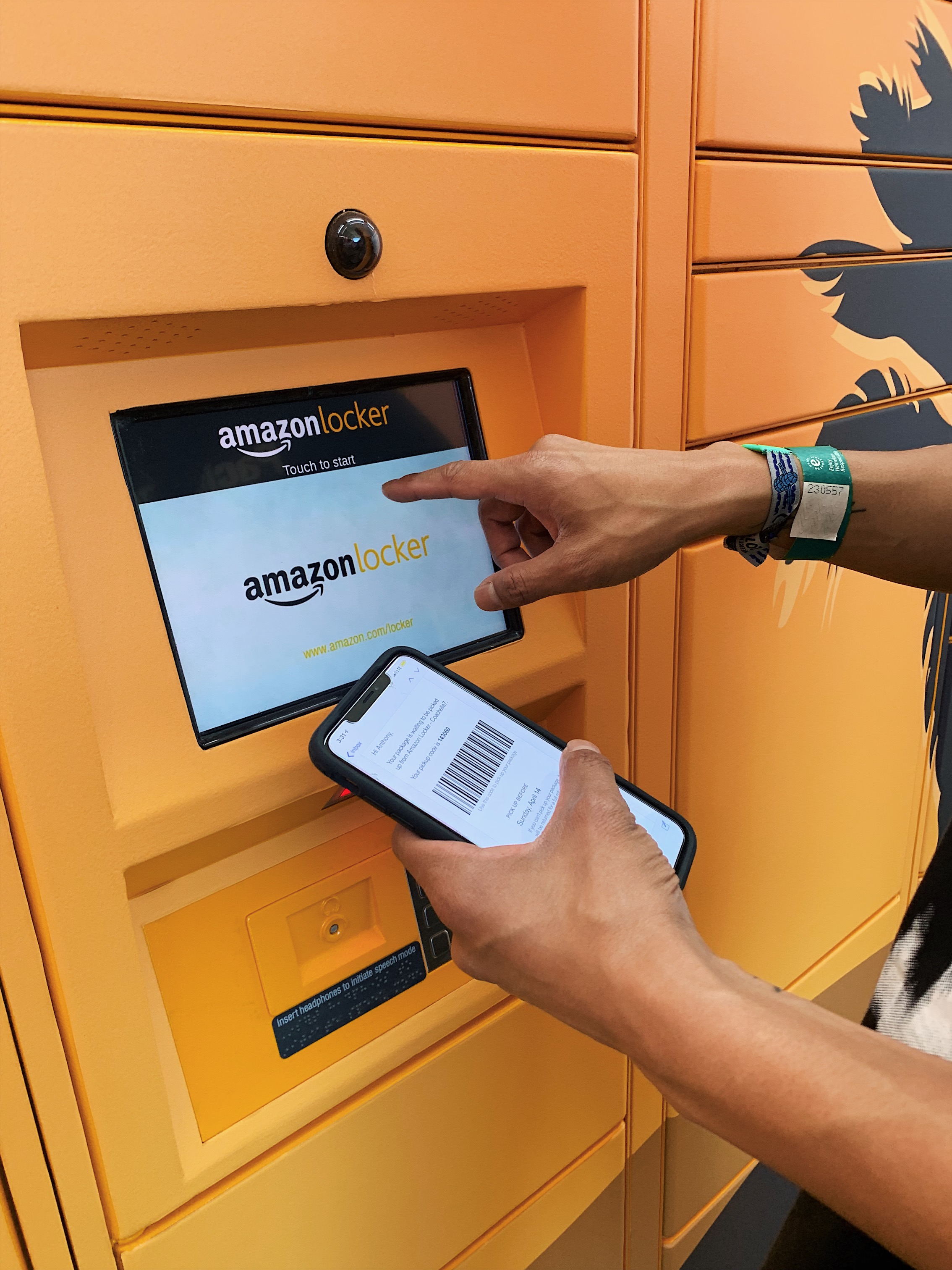 Amazon Lockers at Coachella oh_anthonio
