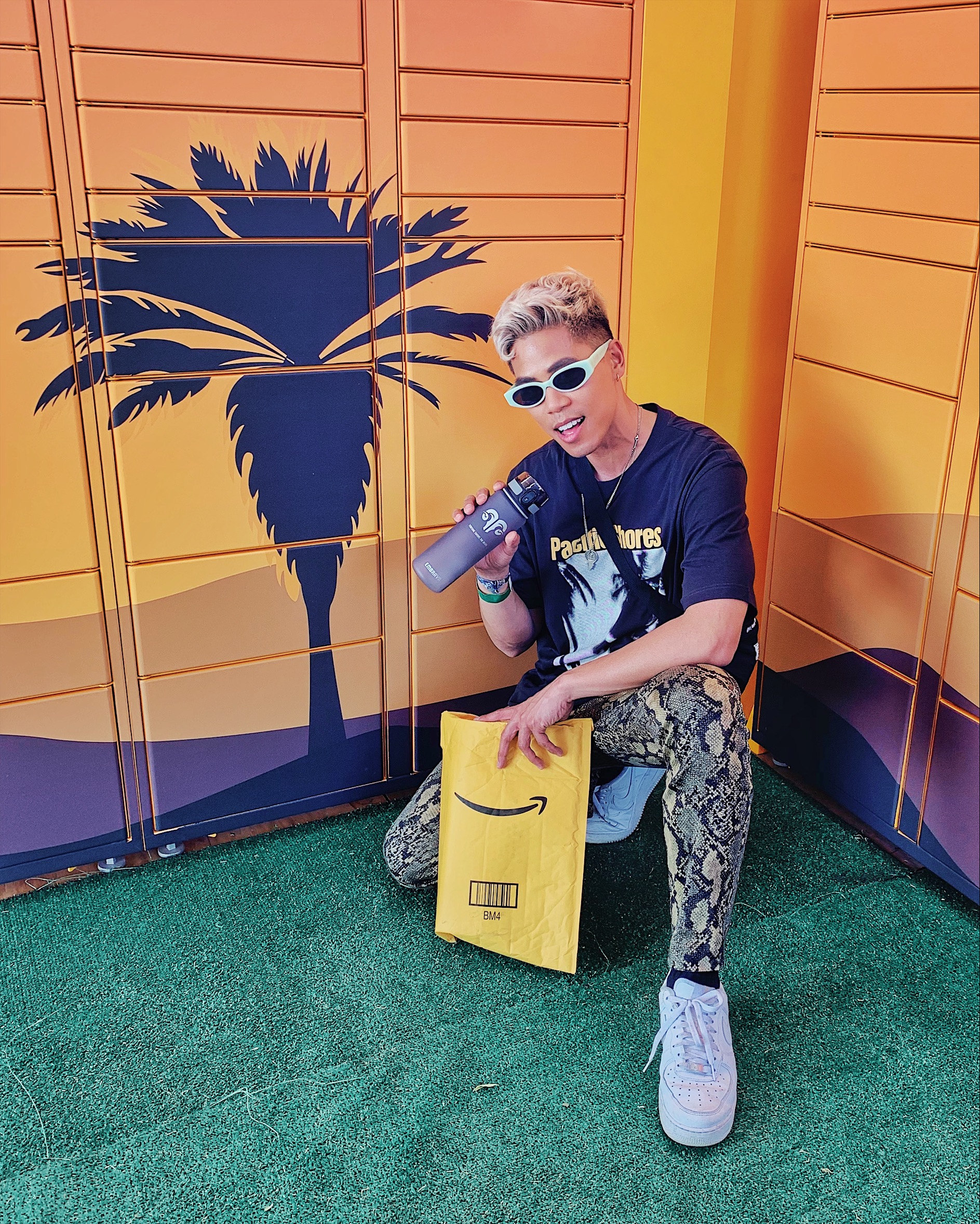 Amazon Lockers at Coachella oh_anthonio
