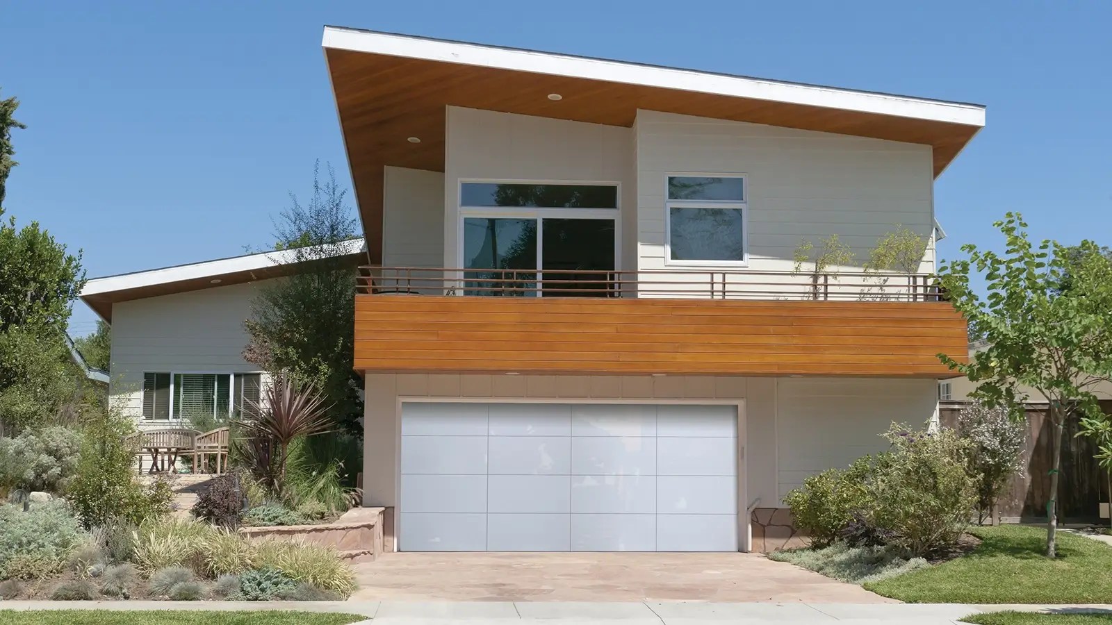 Envy™ Collection Garage Doors Overhead Door Company of Eugene