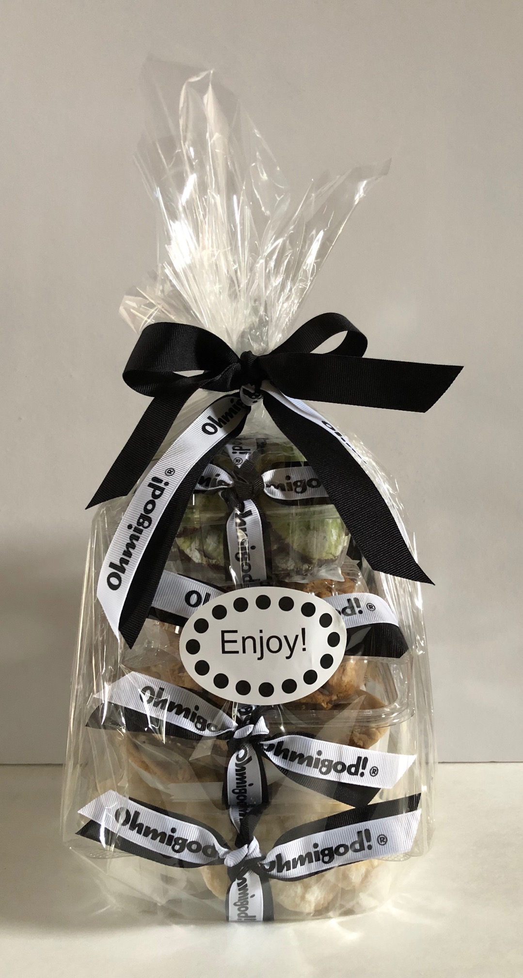 Thinking of You Gift Basket Design E Ohmigod Cookies