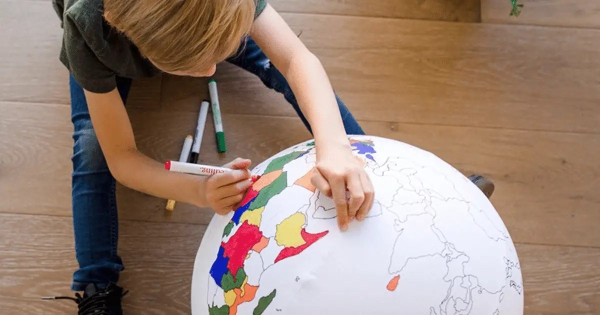 27 Exciting Around the World Activities for Kids - OhMyClassroom.com