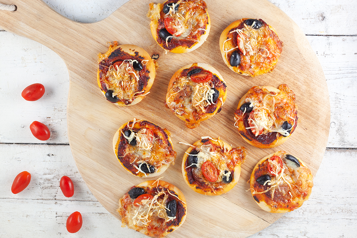 Mini pizza bites