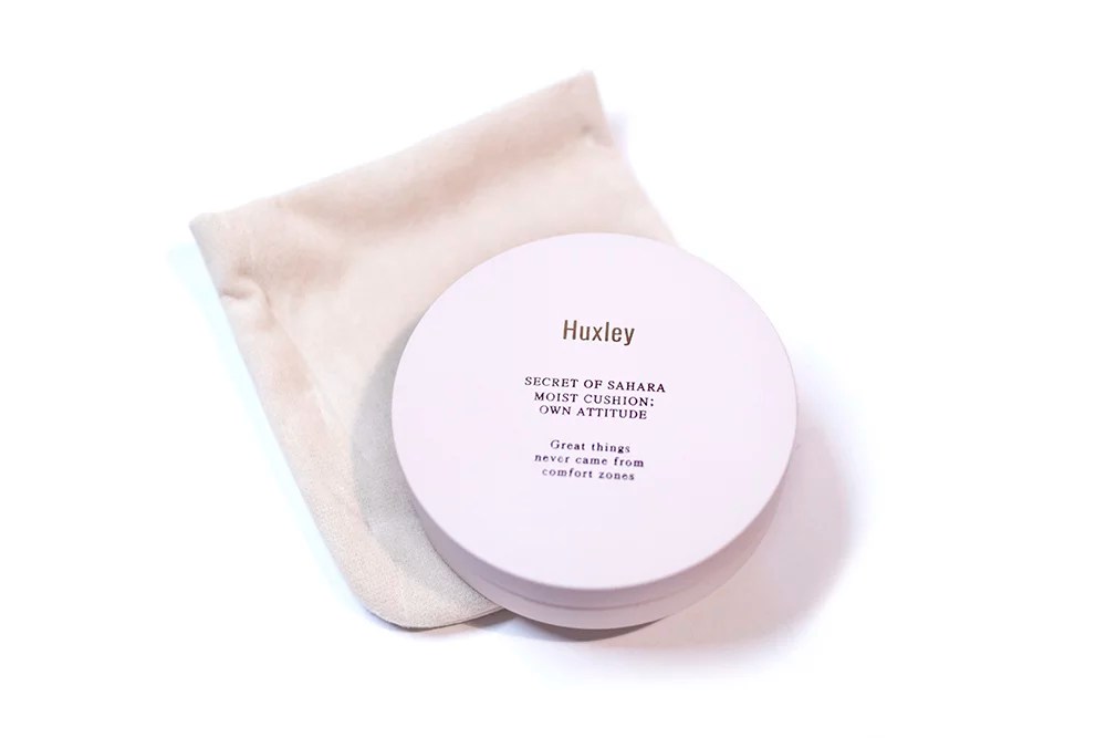 Review Moist Cushion (Huxley) Oh My Stellar!