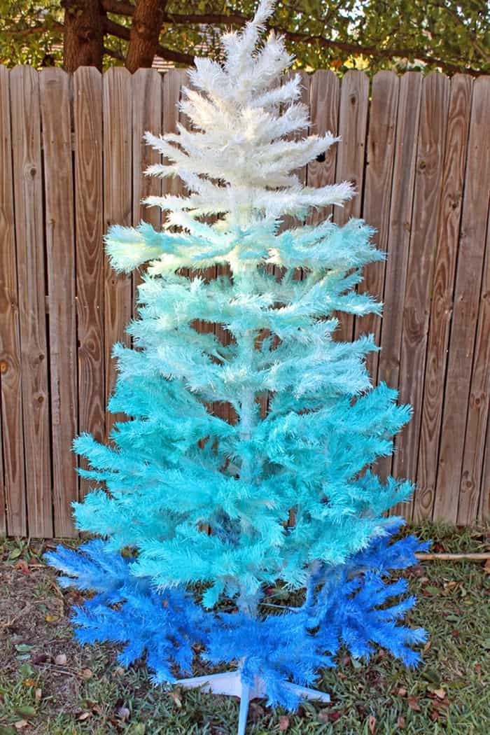DIY to Try spray painted Christmas tree
