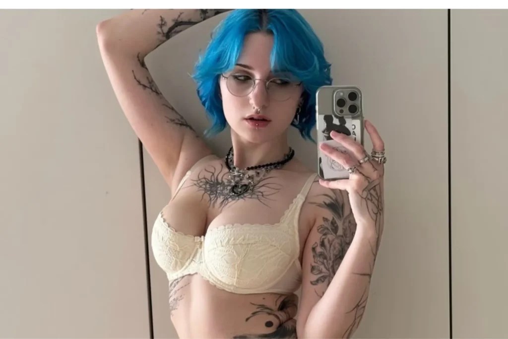 Lyra Crow Leaked - Oh Open