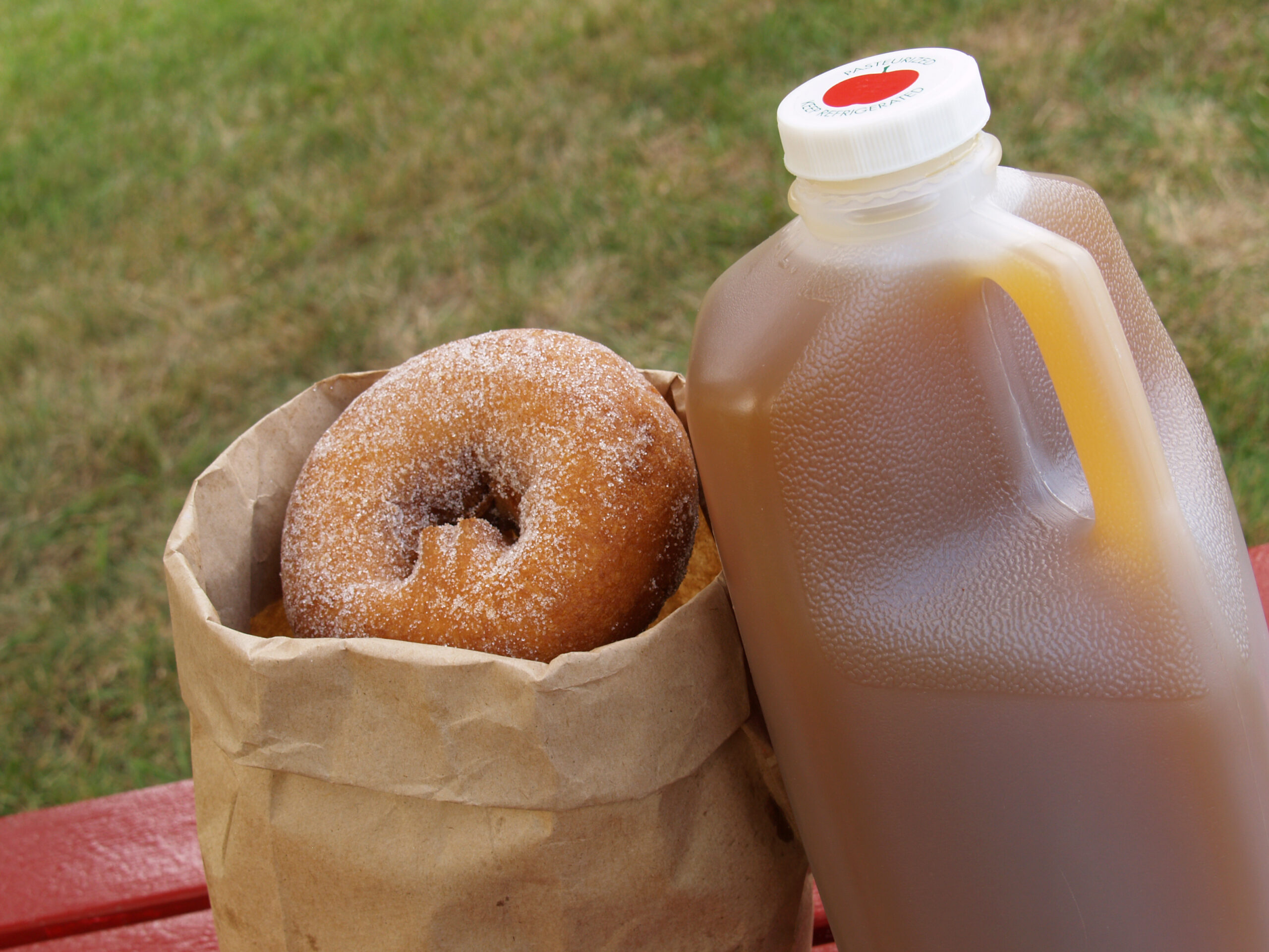 apple cider and donuts Southwest Ohio Parent Magazine
