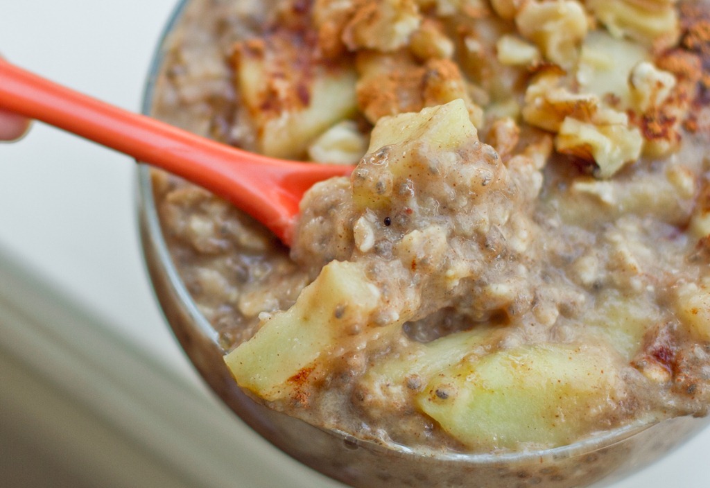 Apple Pie Oatmeal — Oh She Glows