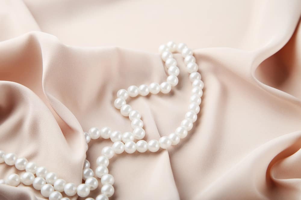 How to Clean Pearls Keep Them Shiny