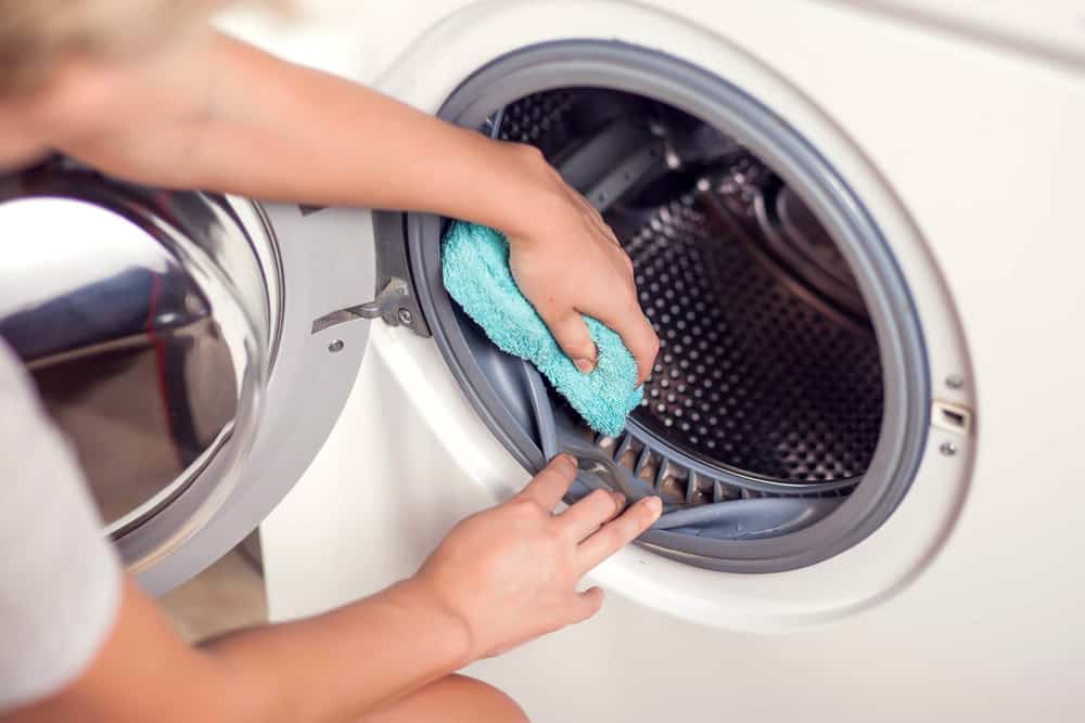 How to Tackle Mold In a Washing Machine 7 Easy Steps