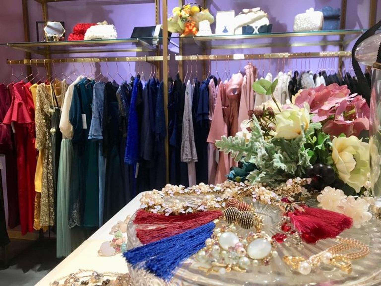 お呼ばれドレスやお着物を賢くレンタル♪ “ドレス＆着物 セレクトレンタルショップ”