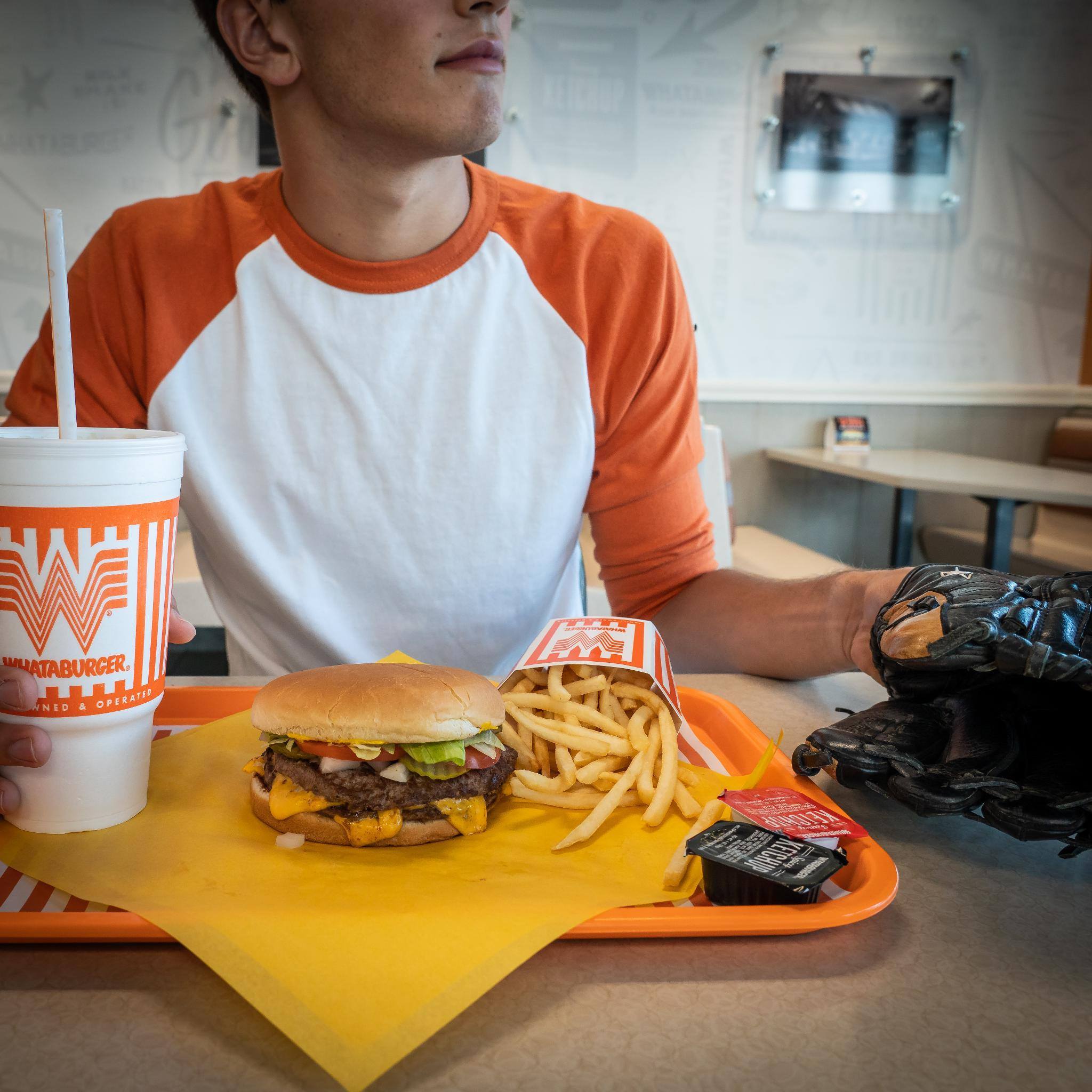 Whataburger Lunch Hours What Time Does It Serve Lunch?