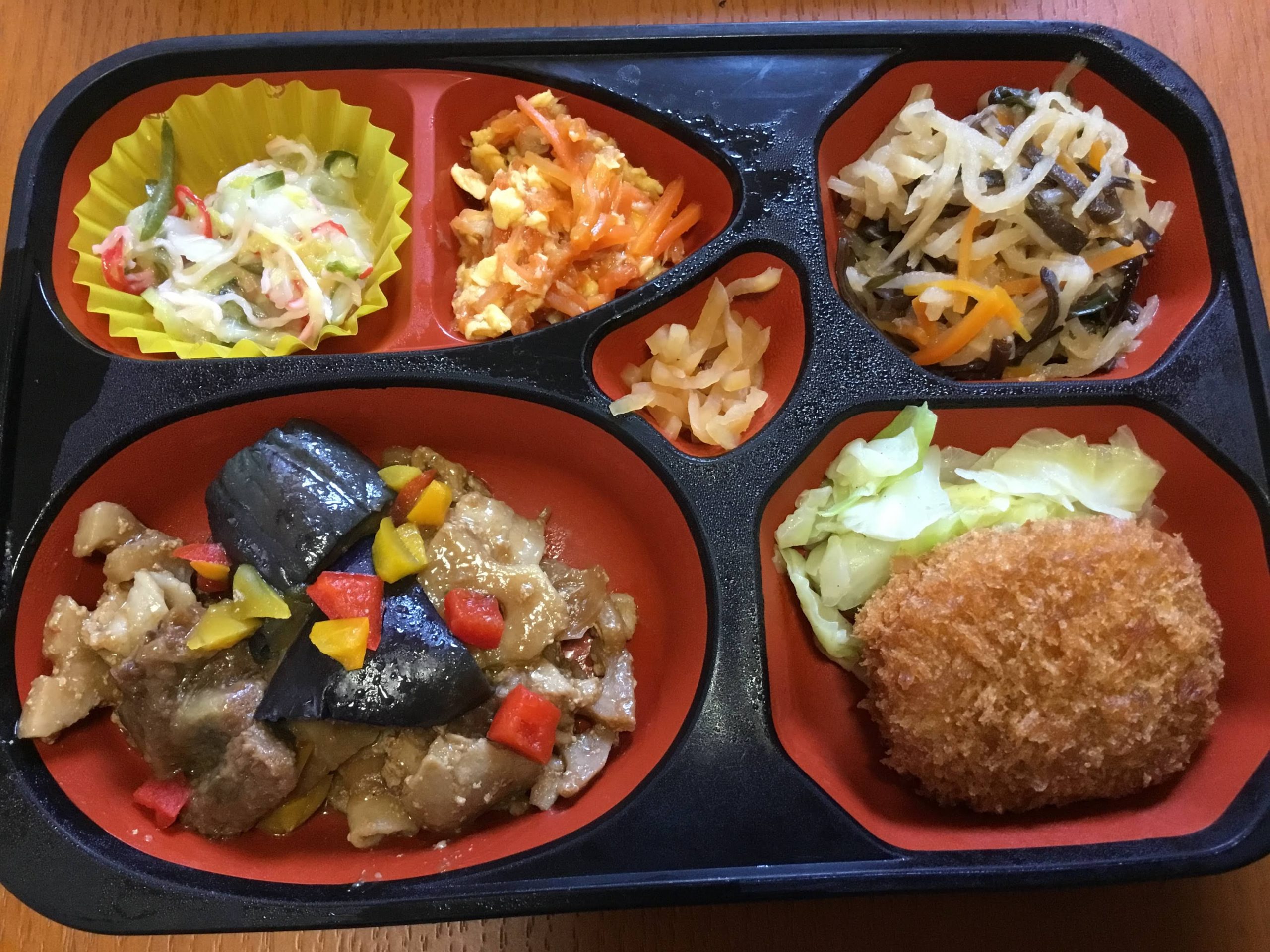 ワタミの宅食（まごころ手鞠・まごころおかず）は、緩い糖質制限なら問題なし！美味しいし、手軽だし、一度お試しする価値は十分あると思います