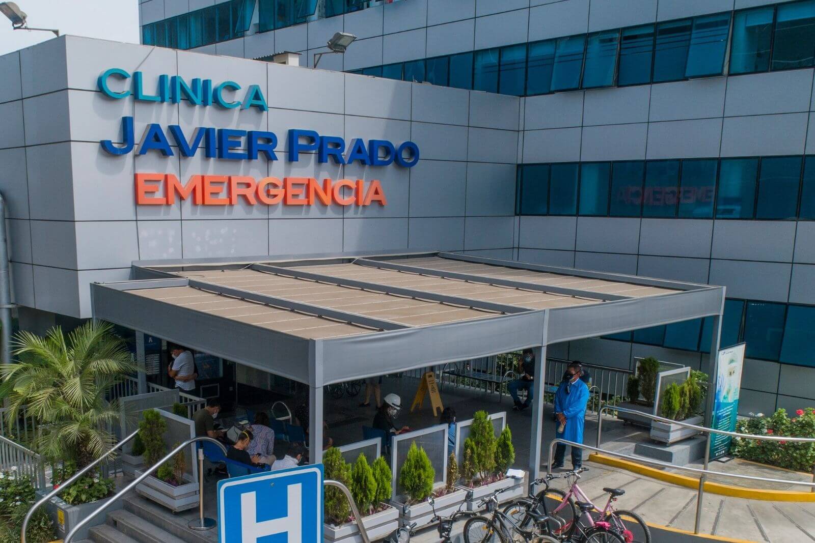 Los ocho grupos económicos detrás del negocio de la salud en Perú