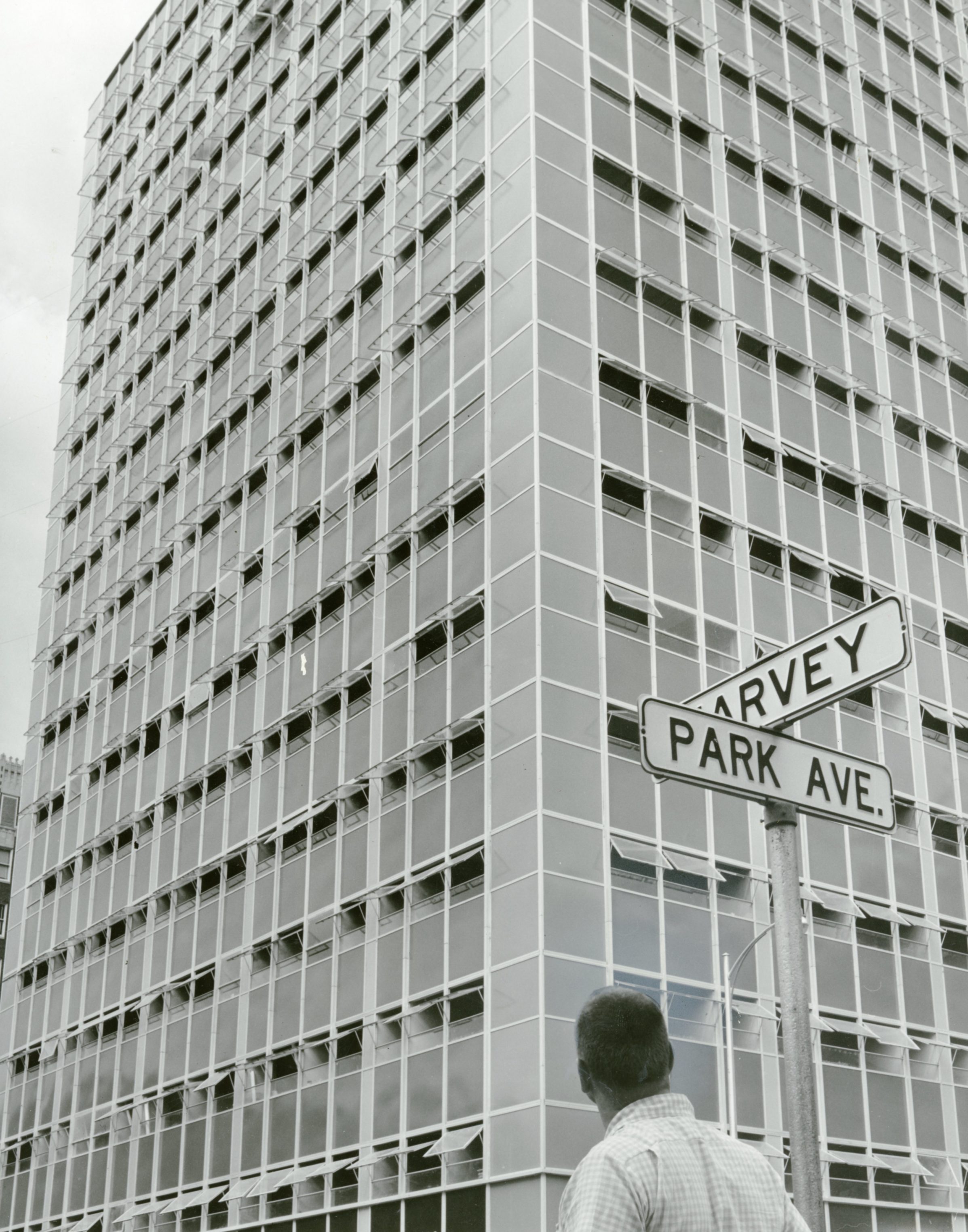 Fidelity National/Park Harvey Building OKC Mod