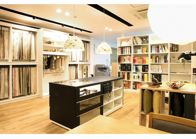 弊社ショールーム事務所のインテリアデザイン 有限会社大木装美ホームページ