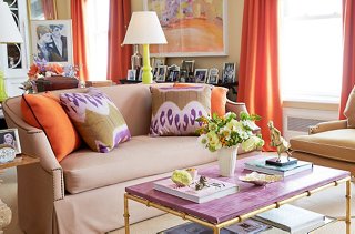 Tour Amanda Nisbet's Unabashedly Vibrant Home