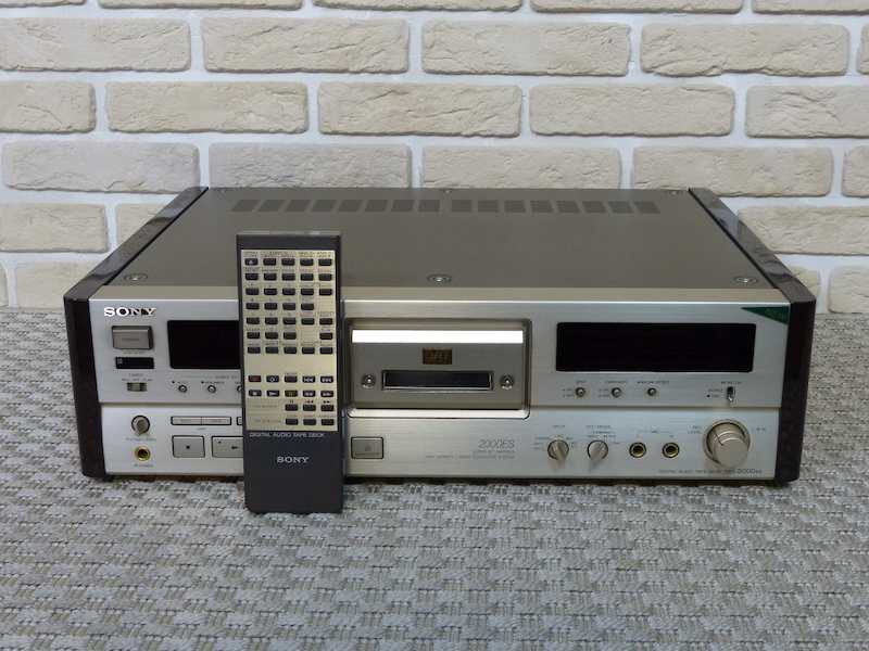 SONY DTC2000ES