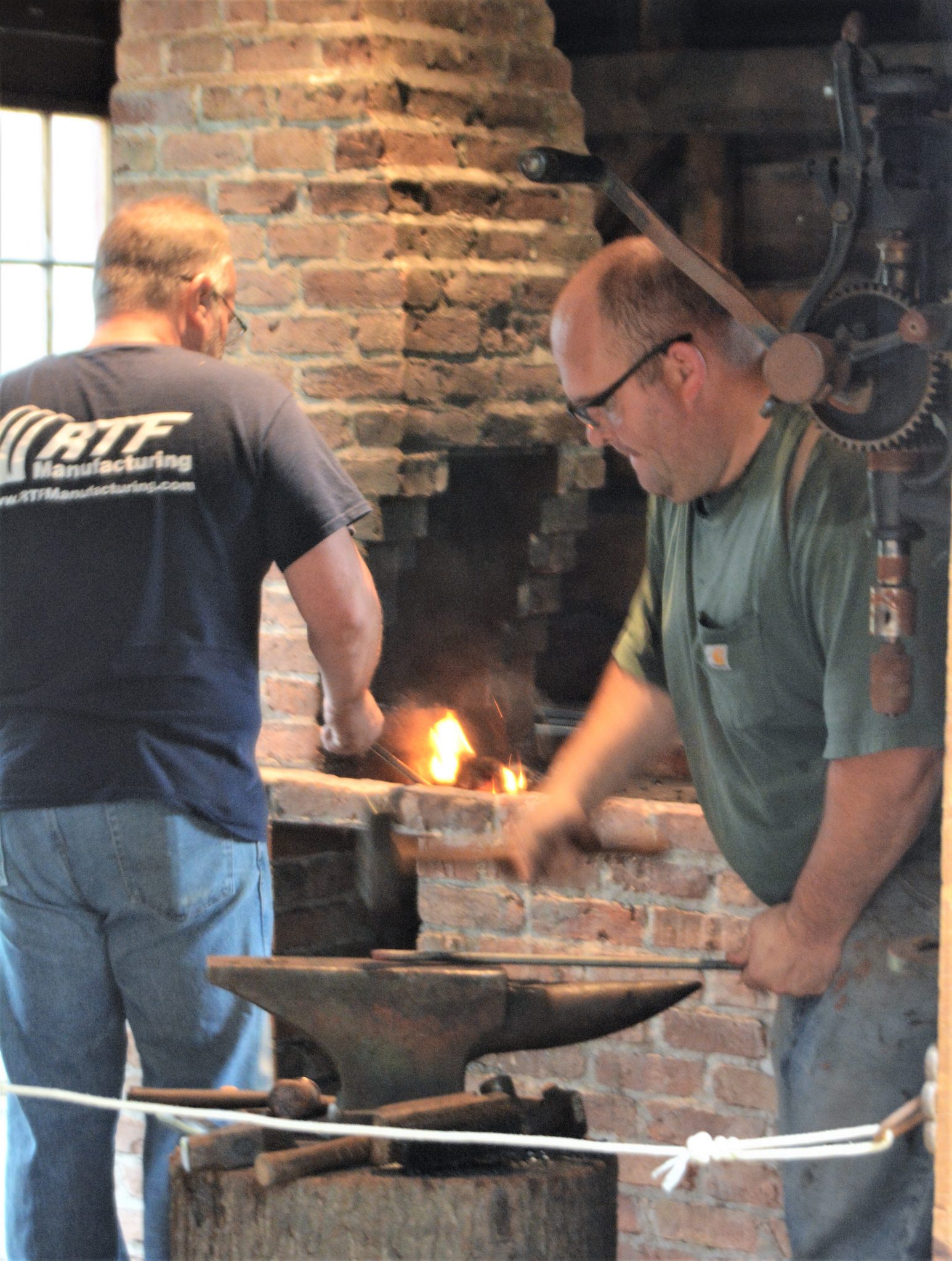 & CLASSES OLD AUSTERLITZ Austerlitz Historical Society