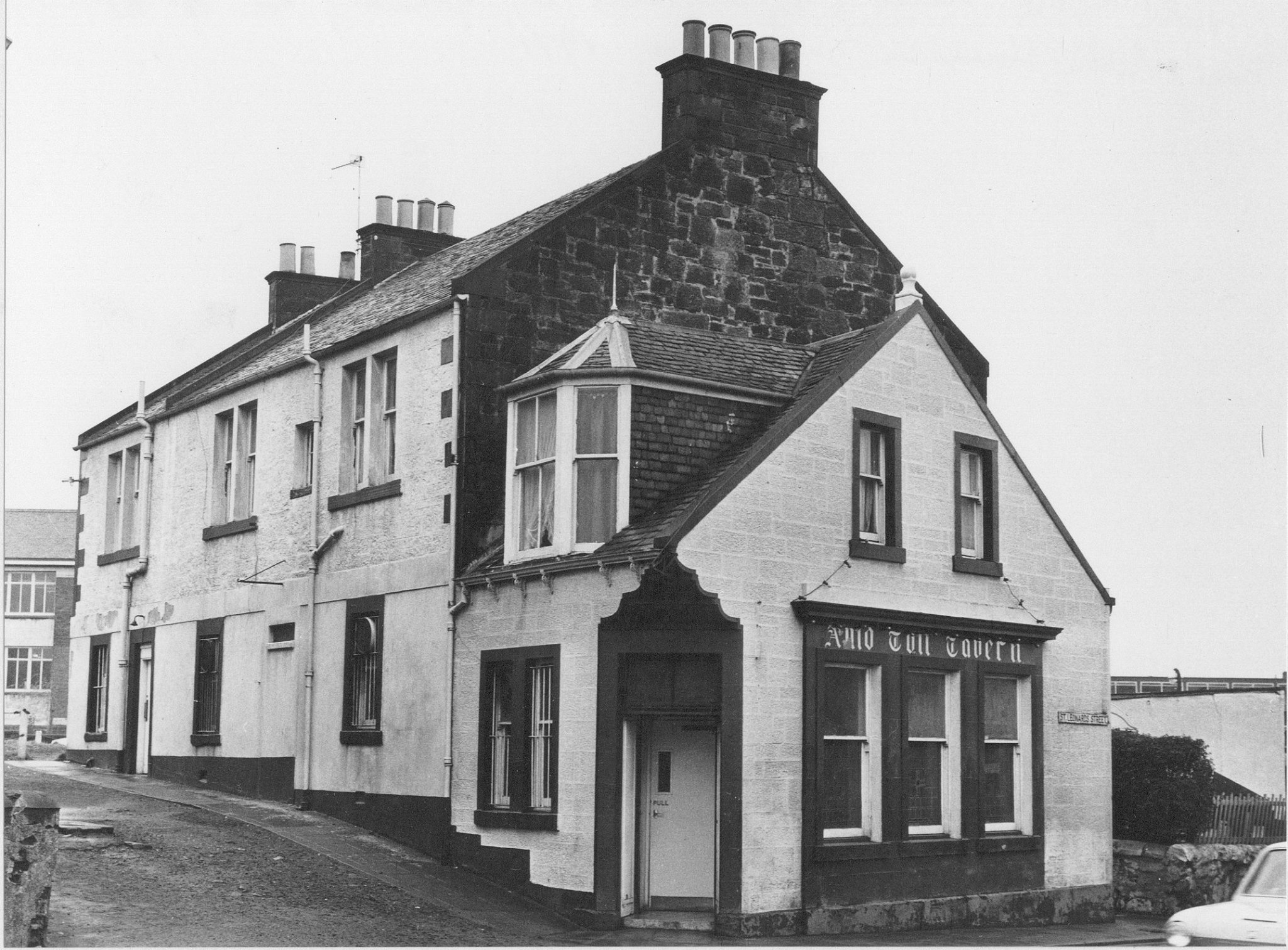 Auld Toll Tavern Old Dunfermline