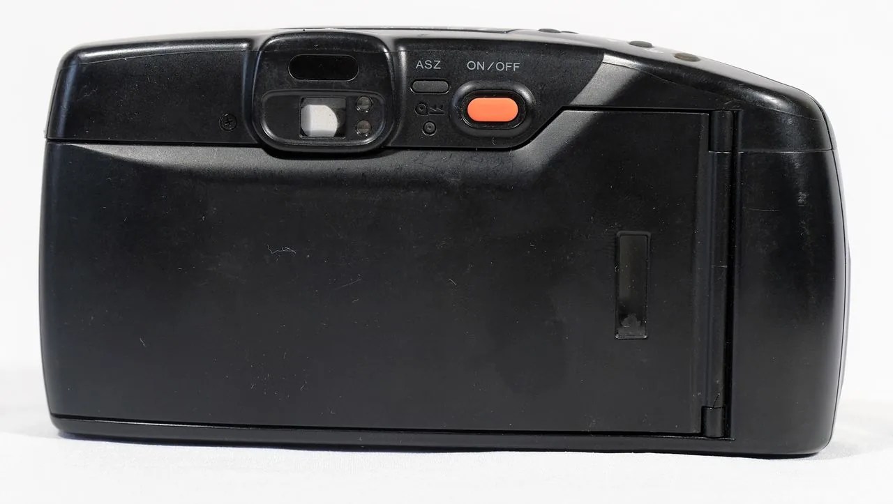 Minolta RIVA zoom 90 EX